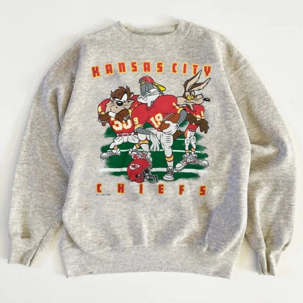 Kansas City Chiefs NFL Football Team Graphic Sweatshirt - Picture 1 of 5